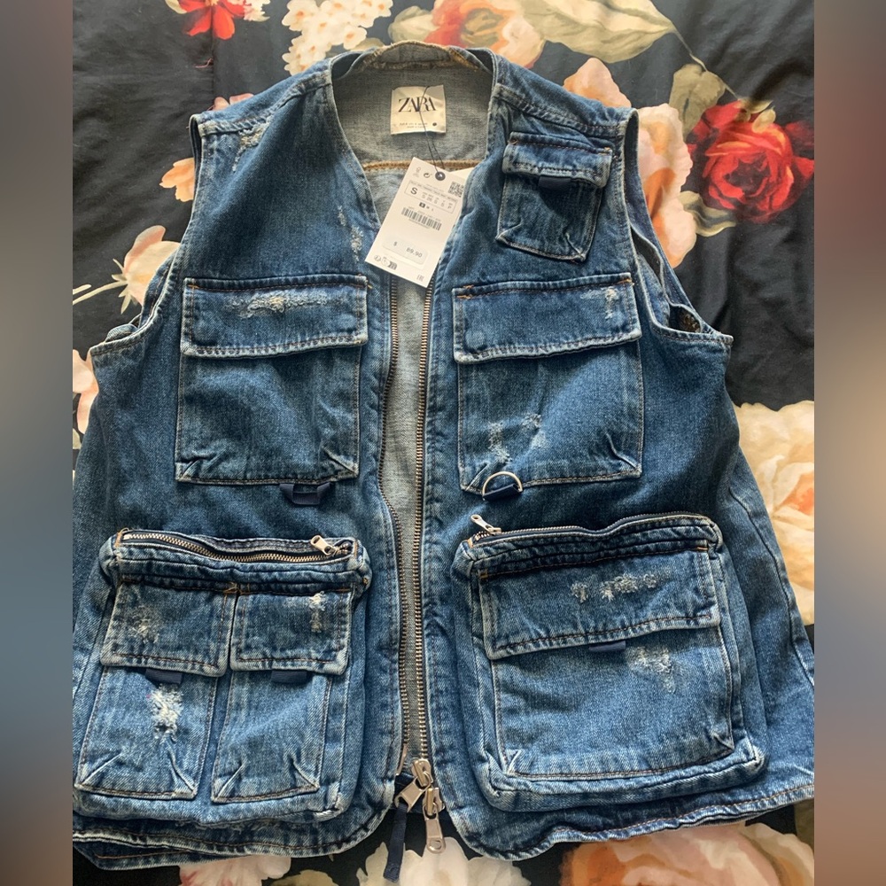 Zara vest